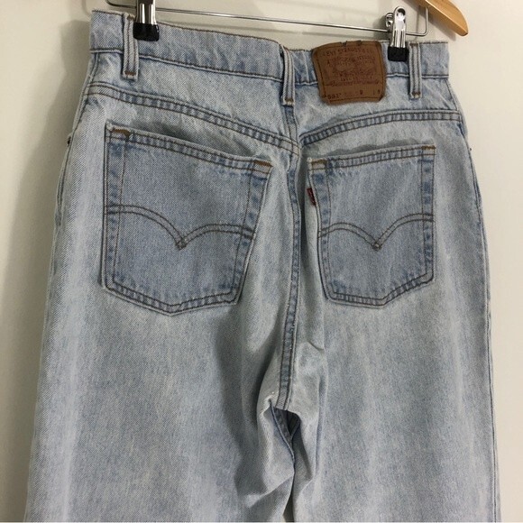 Levis Jeans Womens 30 Light Wash Vintage 551 Relaxed Fit Tapered Leg High Waist - Picture 6 of 15